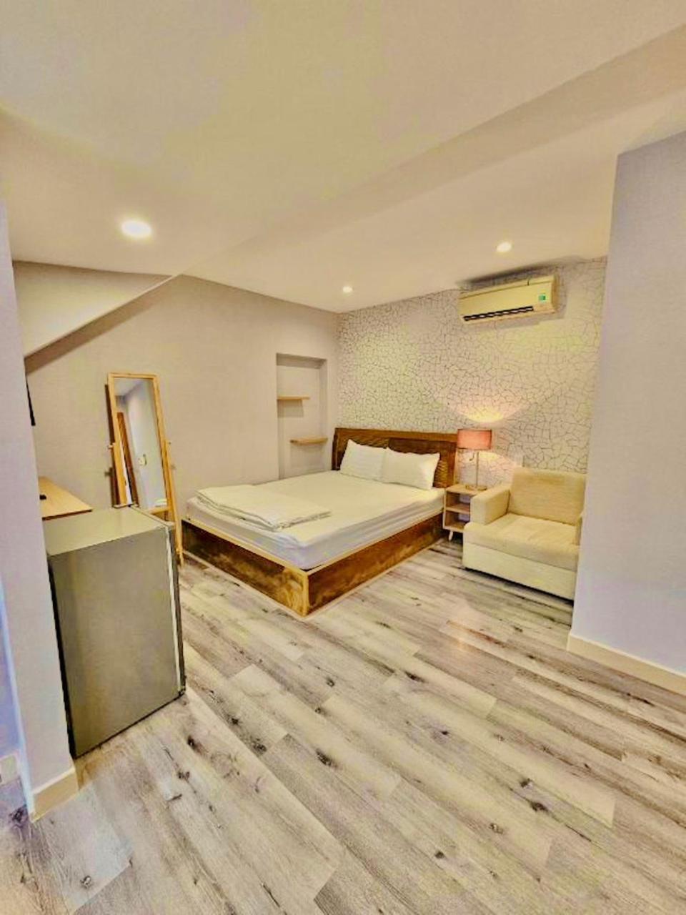 Simmi 5 Hotel & Apartment Ho Şi Min Exterior foto