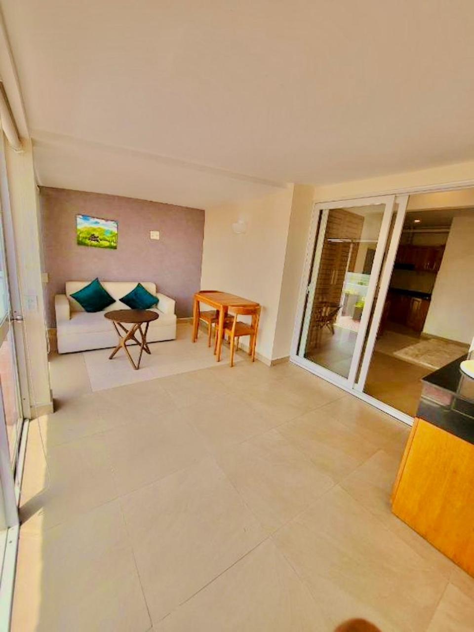 Simmi 5 Hotel & Apartment Ho Şi Min Exterior foto